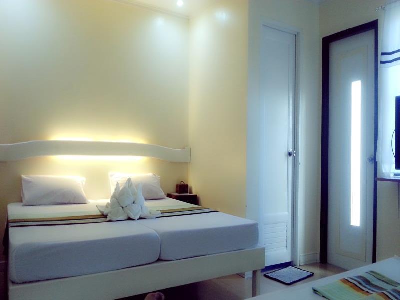 Joaquinn'S Bed And Breakfast Ель-Нідо Екстер'єр фото