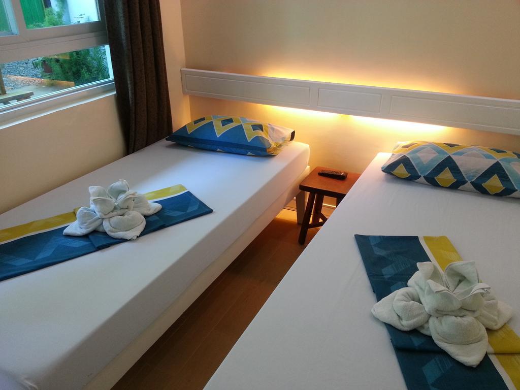 Joaquinn'S Bed And Breakfast Ель-Нідо Екстер'єр фото
